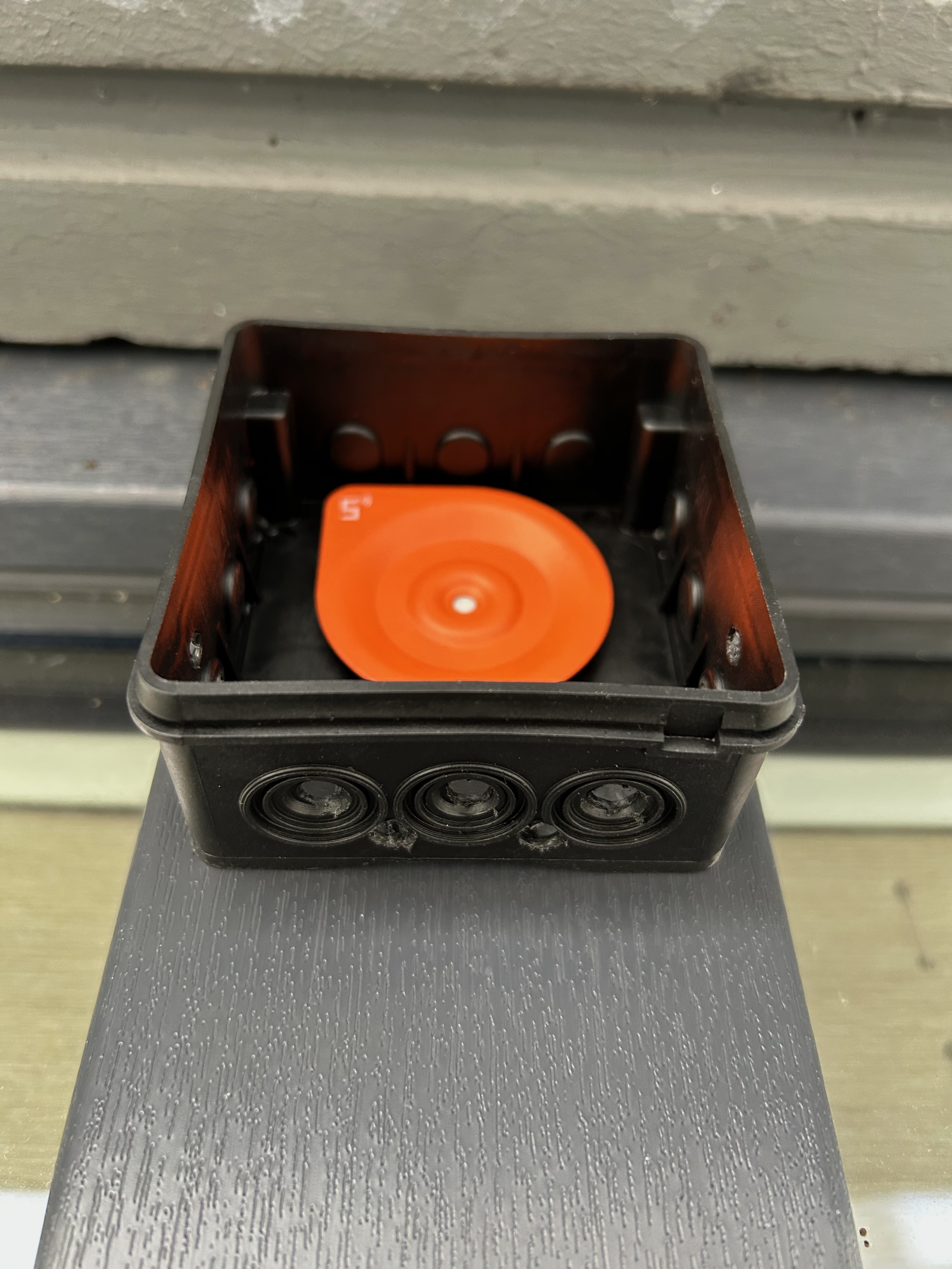 dėžutės vaizdas iš centro